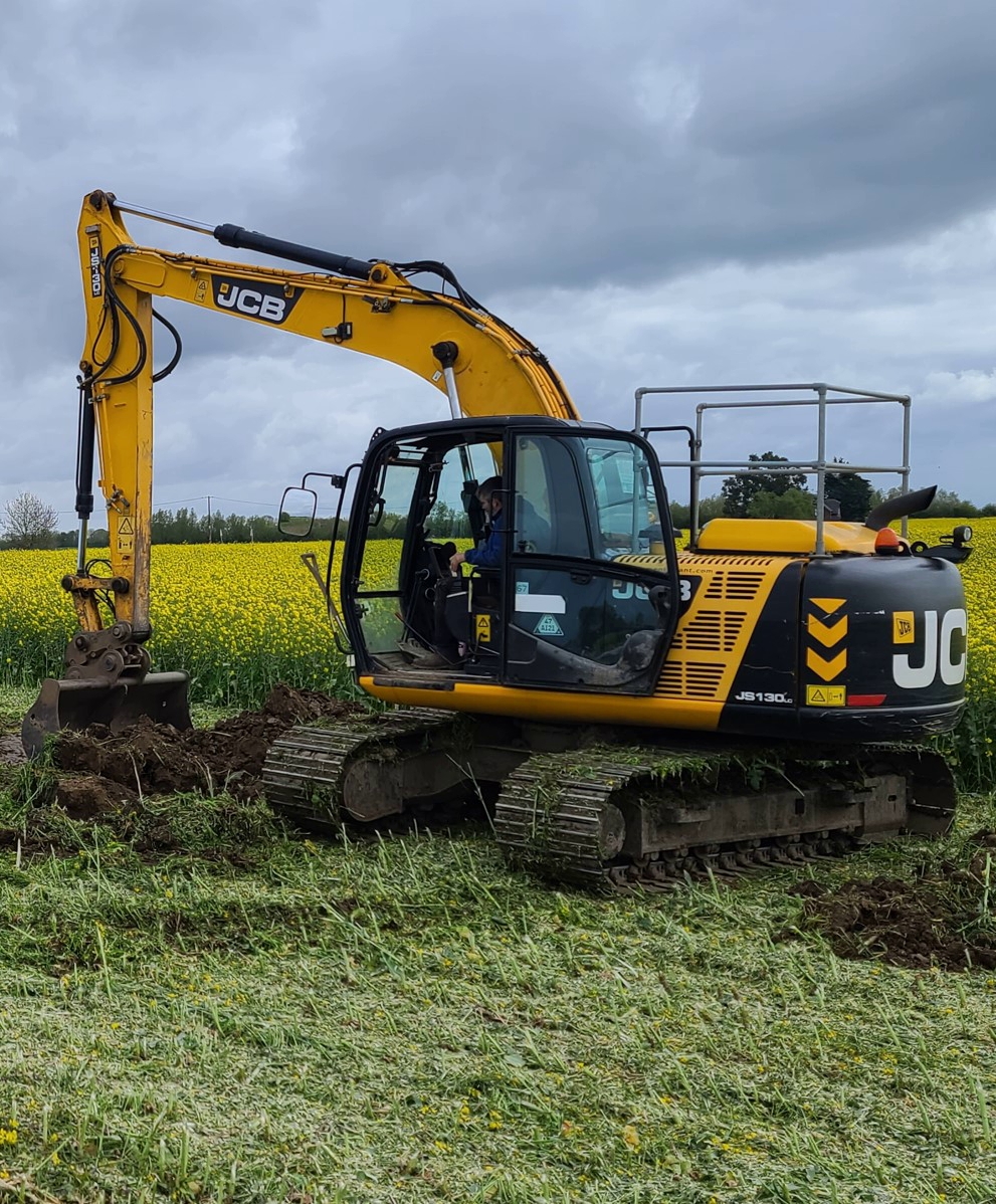 JCB Digger with big arm